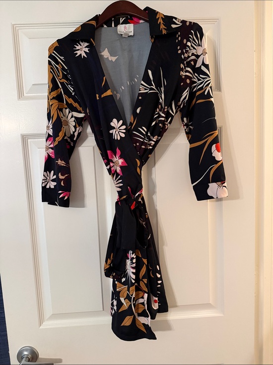 Julie Brown Dresses & Skirts - Julie Brown black print wrap dress medium